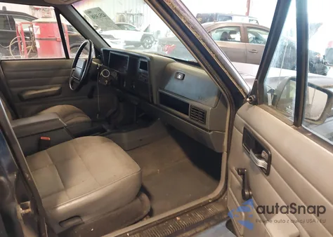 1996 Jeep Cherokee Se from USA, damaged, VIN 1J4FJ28S8TL200825